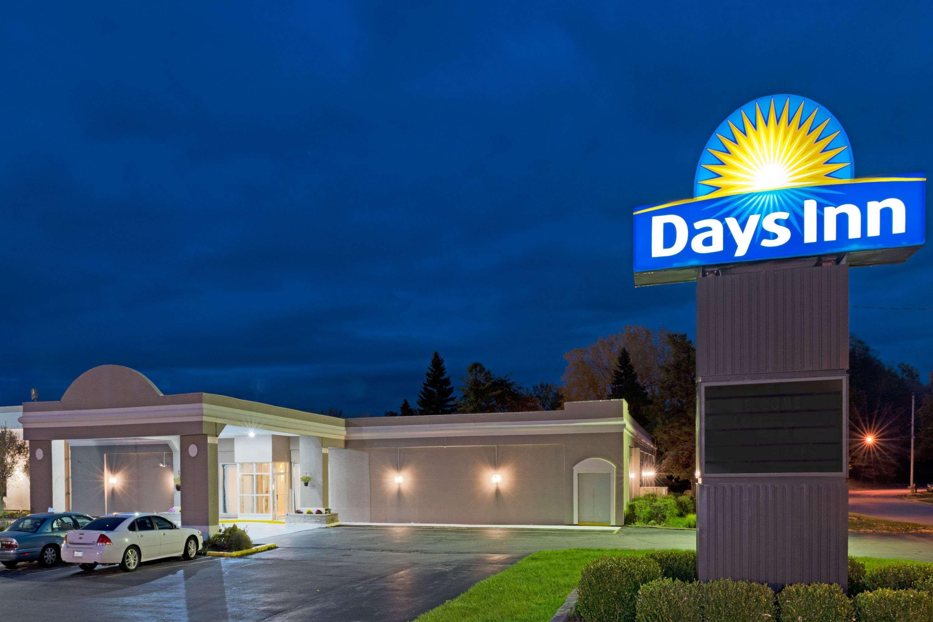 Days Inn By Wyndham Batavia Darien Lake Theme Park Екстериор снимка
