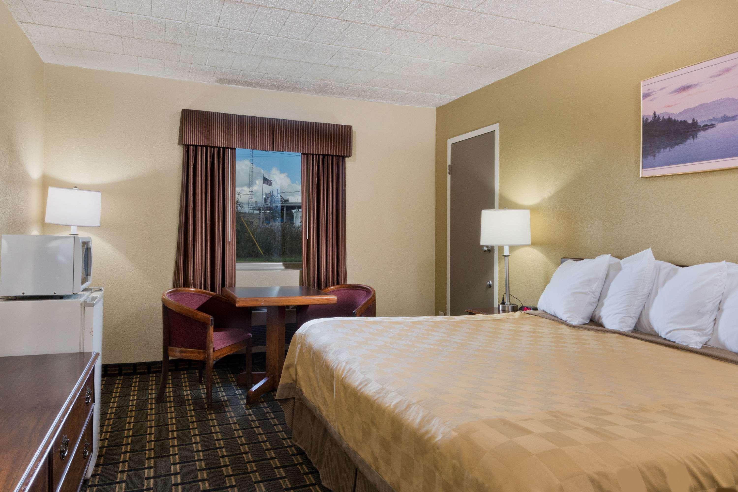 Days Inn By Wyndham Batavia Darien Lake Theme Park Екстериор снимка